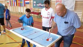 Игра настольная спортивная бильярд-хоккей