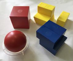 Набор для объемного представления дробей в виде кубов и шаров