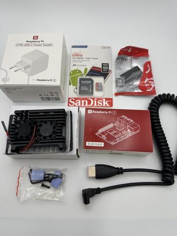 Набор Raspberry Pi 5 - Premium Kit (8GB)