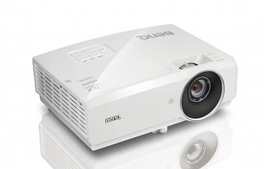 Мультимедийный проектор BenQ MH750 (DLP ; 1080P; Brightness 4500 1.3X, TR 1.15-1.49 HDMIx2/ MHLx1, V