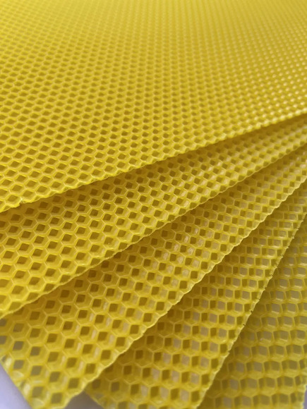 4.28. Вощина натуральная, 5 кг / Современные технологи пчеловодства. Агроклассы
