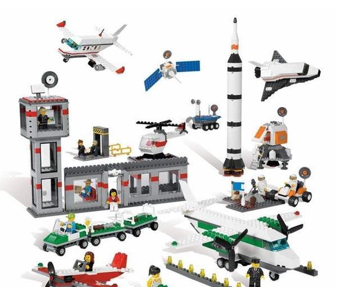 Космос и аэропорт LEGO / н10