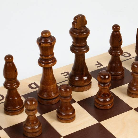 1.7.100. Набор для игры в шахматы  (804-Приказ)